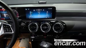 Mercedes-Benz A-Class A220 HATCHBACK 2025 года из Южной Кореи