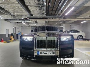 Rolls-Royce Phantom 6.7 EWB V12 2023 года из Южной Кореи