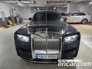 Rolls-Royce Phantom 6.7 EWB V12 2023 года из Южной Кореи