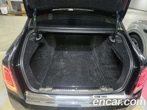 Rolls-Royce Phantom 6.7 EWB V12 2023 года из Южной Кореи