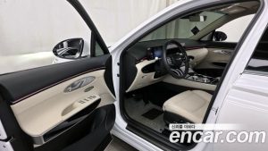 Genesis GV70 2.5T Бензин 2WD 2025 года из Южной Кореи