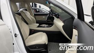 Genesis GV70 2.5T Бензин 2WD 2025 года из Южной Кореи