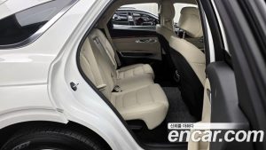 Genesis GV70 2.5T Бензин 2WD 2025 года из Южной Кореи