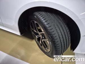 Mercedes-Benz E-Class E200 Avantgarde 2026 года из Южной Кореи