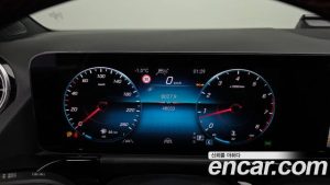Mercedes-Benz GLA-Class GLA250 4MATIC 2023 года из Южной Кореи