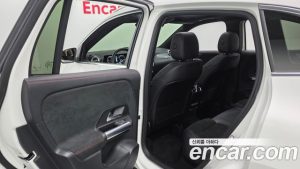 Mercedes-Benz GLA-Class GLA250 4MATIC 2023 года из Южной Кореи