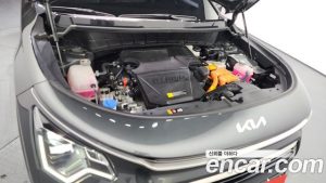 Kia Niro Signature 2025 года из Южной Кореи