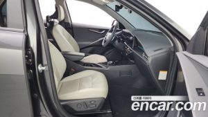 Kia Niro Signature 2025 года из Южной Кореи