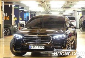 Mercedes-Benz S-Class S500L 4MATIC 2023 года из Южной Кореи