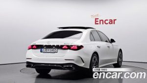 Mercedes-Benz E-Class E300 4MATIC AMG Line 2026 года из Южной Кореи