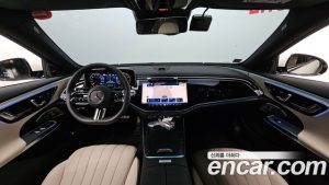 Mercedes-Benz E-Class E300 4MATIC AMG Line 2026 года из Южной Кореи