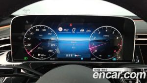 Mercedes-Benz E-Class E300 4MATIC AMG Line 2026 года из Южной Кореи