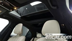 Mercedes-Benz E-Class E300 4MATIC AMG Line 2026 года из Южной Кореи