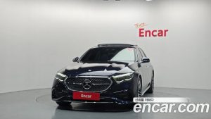 Mercedes-Benz E-Class E300 4MATIC AMG Line 2024 года из Южной Кореи