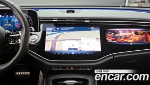Mercedes-Benz E-Class E300 4MATIC AMG Line 2024 года из Южной Кореи