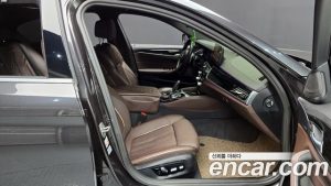 BMW 5-Series 530i xDrive M Sport 2023 года из Южной Кореи