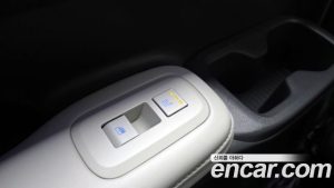 Hyundai Santafe HEV 1.6 2WD 2025 года из Южной Кореи