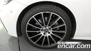 Mercedes-Benz E-Class E250 AMG Line 2023 года из Южной Кореи