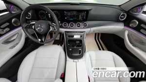Mercedes-Benz E-Class E250 AMG Line 2023 года из Южной Кореи