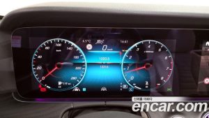Mercedes-Benz E-Class E250 AMG Line 2023 года из Южной Кореи