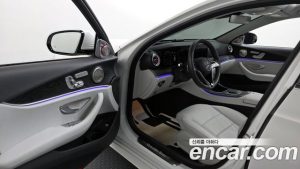 Mercedes-Benz E-Class E250 AMG Line 2023 года из Южной Кореи