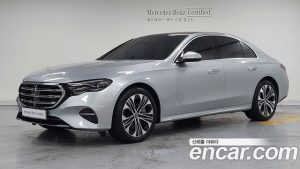 Mercedes-Benz E-Class E350e 4MATIC 2025 года из Южной Кореи