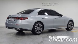 Mercedes-Benz E-Class E350e 4MATIC 2025 года из Южной Кореи