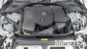 Mercedes-Benz E-Class E350e 4MATIC 2025 года из Южной Кореи