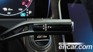 Mercedes-Benz E-Class E350e 4MATIC 2025 года из Южной Кореи
