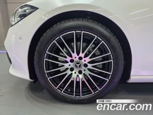 Mercedes-Benz C-Class C300 4MATIC Avantgarde 2024 года из Южной Кореи