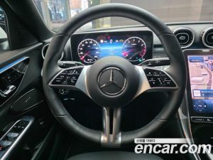 Mercedes-Benz C-Class C300 4MATIC Avantgarde 2024 года из Южной Кореи