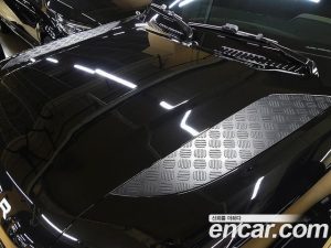Land Rover Defender 90 D250 SE 2022 года из Южной Кореи
