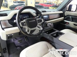 Land Rover Defender 90 D250 SE 2022 года из Южной Кореи