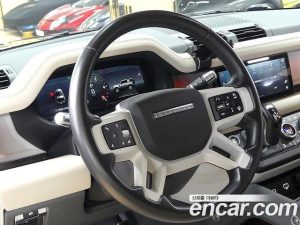 Land Rover Defender 90 D250 SE 2022 года из Южной Кореи