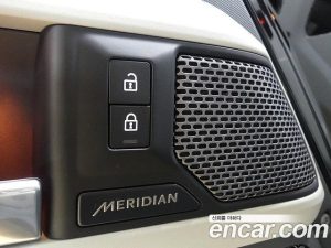 Land Rover Defender 90 D250 SE 2022 года из Южной Кореи