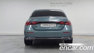 Mercedes-Benz E-Class E300 4MATIC Exclusive 2024 года из Южной Кореи