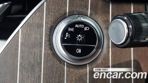 Mercedes-Benz E-Class E300 4MATIC Exclusive 2024 года из Южной Кореи
