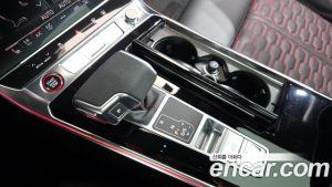 Audi RS7 4.0 TFSI 4WD Performance 2025 года из Южной Кореи