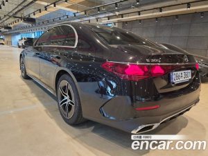 Mercedes-Benz E-Class E300 4MATIC AMG Line 2026 года из Южной Кореи