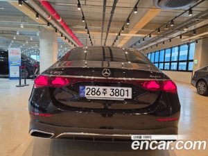 Mercedes-Benz E-Class E300 4MATIC AMG Line 2026 года из Южной Кореи