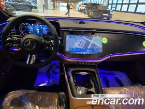 Mercedes-Benz E-Class E300 4MATIC AMG Line 2026 года из Южной Кореи