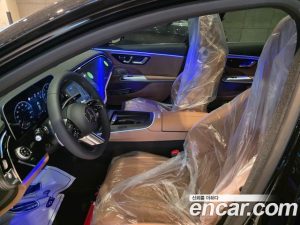 Mercedes-Benz E-Class E300 4MATIC AMG Line 2026 года из Южной Кореи