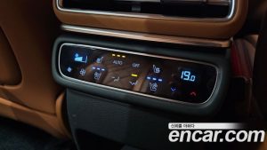 Genesis GV80 2.5T Бензин AWD 2024 года из Южной Кореи