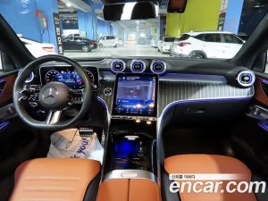 Mercedes-Benz GLC-Class GLC300 4MATIC Coupe 2025 года из Южной Кореи