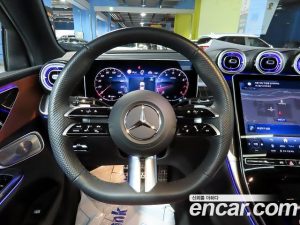 Mercedes-Benz GLC-Class GLC300 4MATIC Coupe 2025 года из Южной Кореи