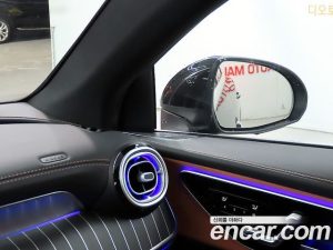 Mercedes-Benz GLC-Class GLC300 4MATIC Coupe 2025 года из Южной Кореи
