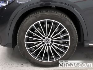 Mercedes-Benz GLC-Class GLC300 4MATIC Coupe 2025 года из Южной Кореи