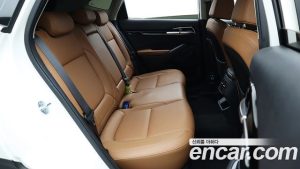 Kia Seltos Бензин 1.6 Turbo 2WD 2024 года из Южной Кореи