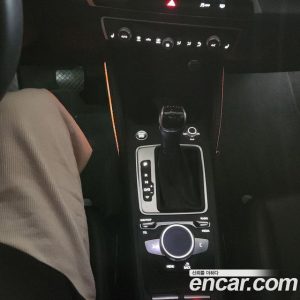 Audi Q2 35 TDI Premium 2023 года из Южной Кореи