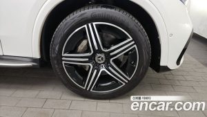 Mercedes-Benz GLC-Class GLC300 4MATIC Coupe 2024 года из Южной Кореи